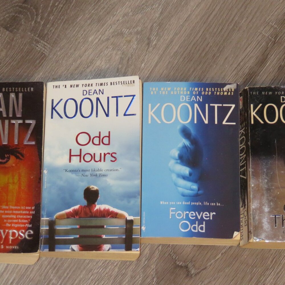 Set of 4 Odd Thomas Dean Koontz Paperbacks (K757)